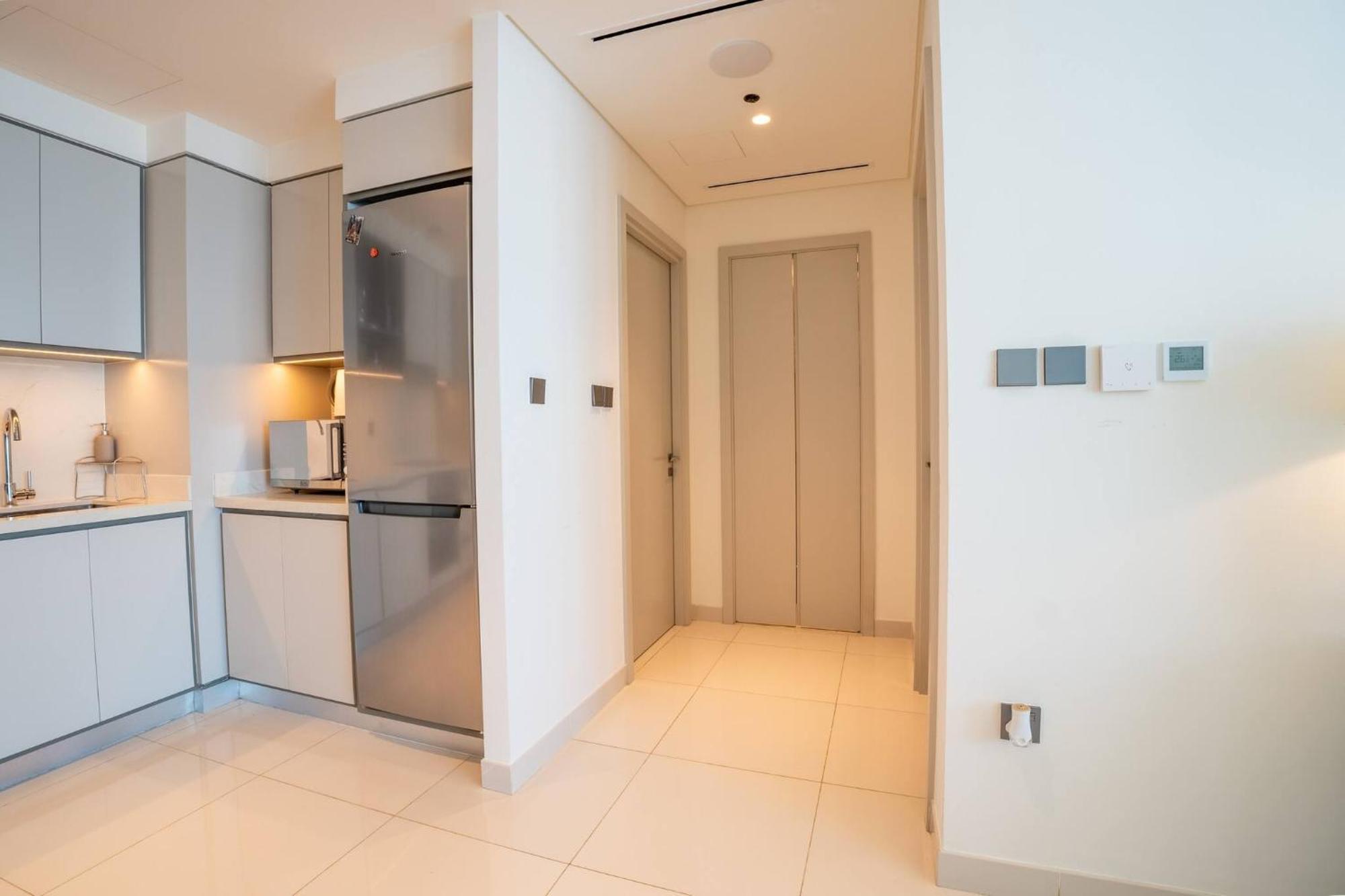 Luxury Sunrise Bay 1br - Panoramic Sea View With Exclusive Amenities, By Think Realty Dubai