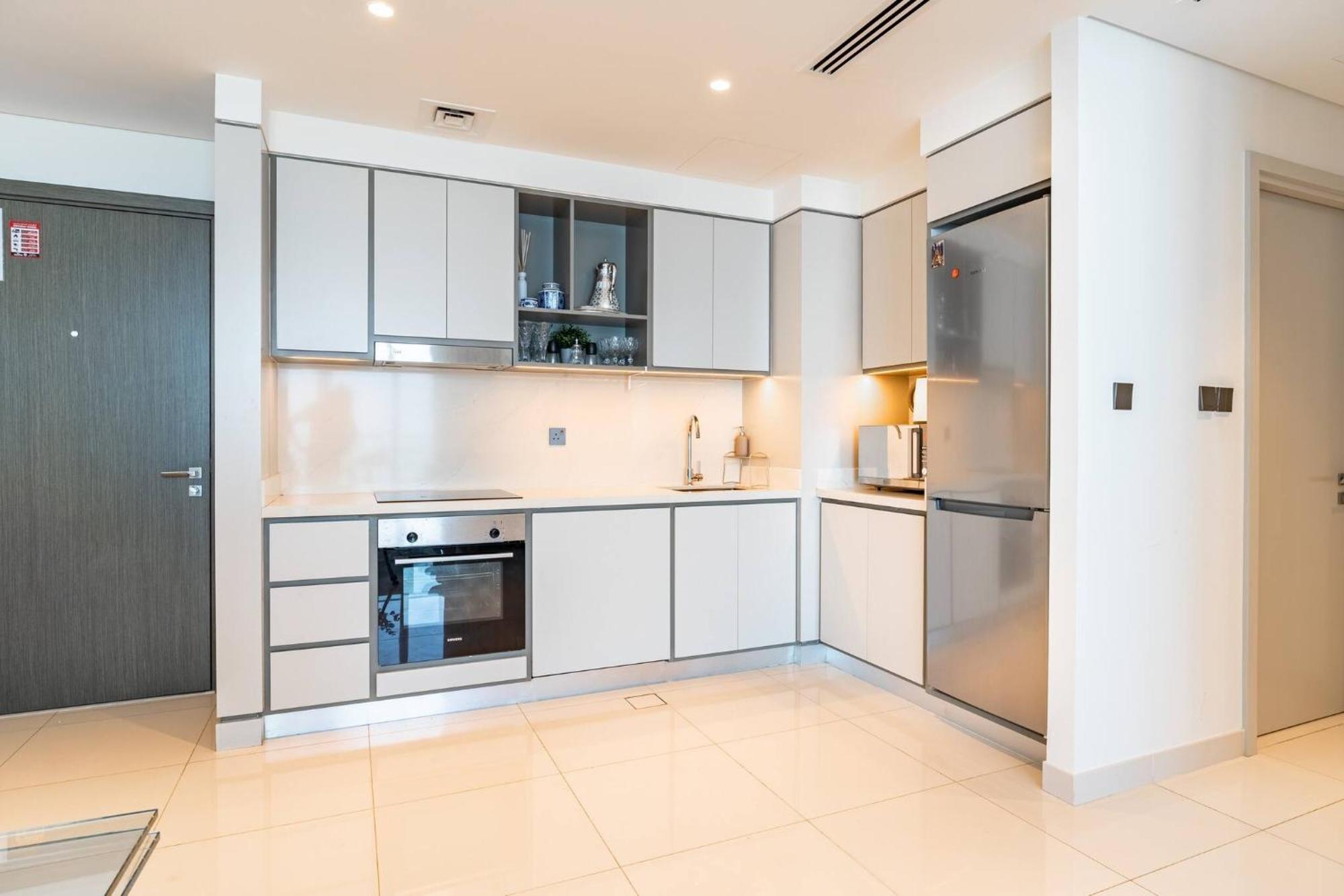 Luxury Sunrise Bay 1br - Panoramic Sea View With Exclusive Amenities, By Think Realty *