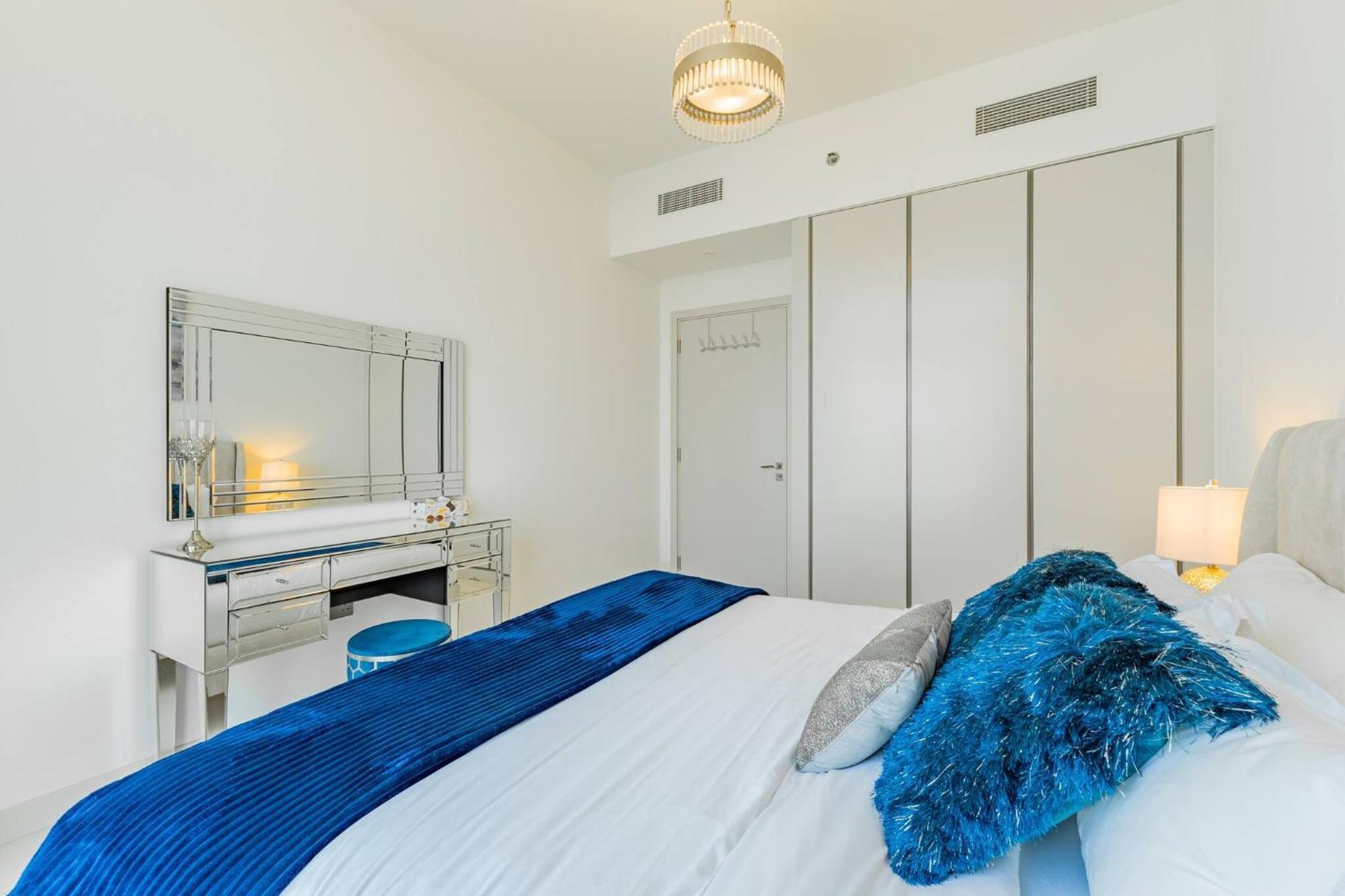 Luxury Sunrise Bay 1br - Panoramic Sea View With Exclusive Amenities, By Think Realty Dubai